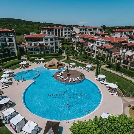 Life Private Apartman *