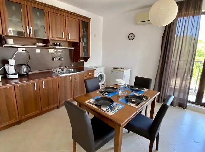 Life Private 公寓 *